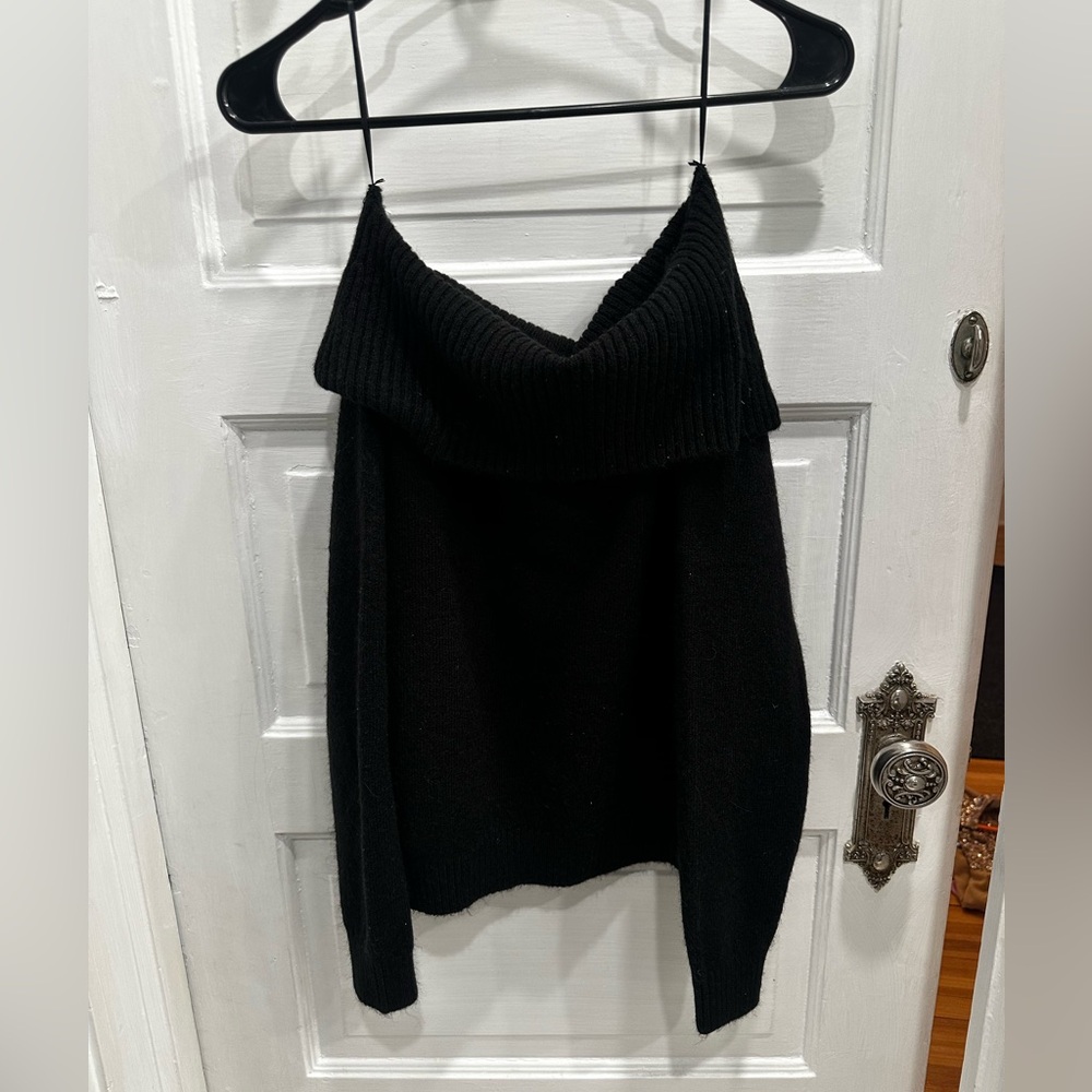 NWT, H&M, off the shoulder black sweater, size 16/18